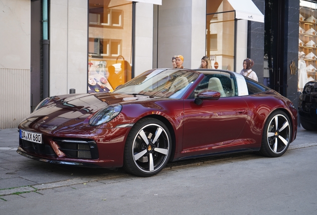 Porsche 992 Targa 4S MkI Heritage Design Edition