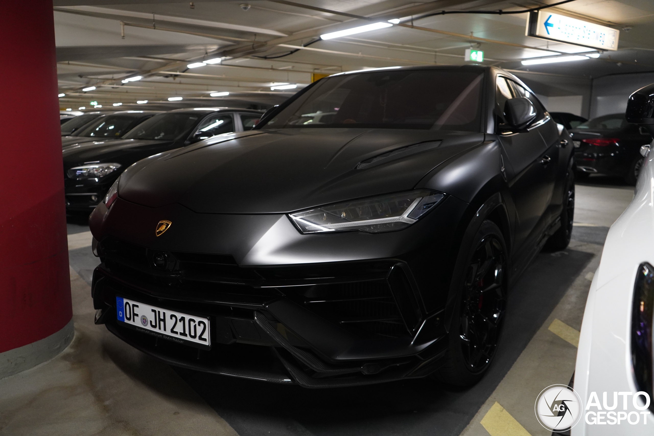 Lamborghini Urus Performante