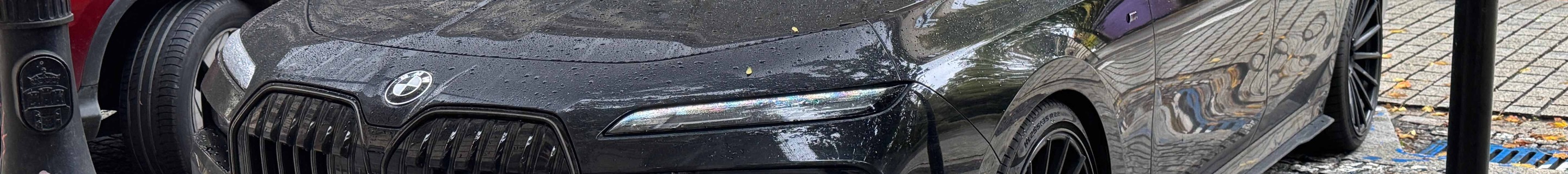 BMW M760e xDrive