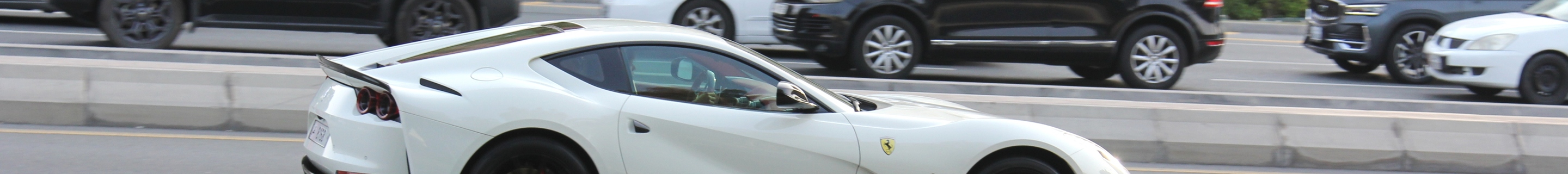 Ferrari 812 Superfast