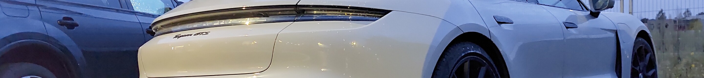 Porsche Taycan GTS Sport Turismo MkI