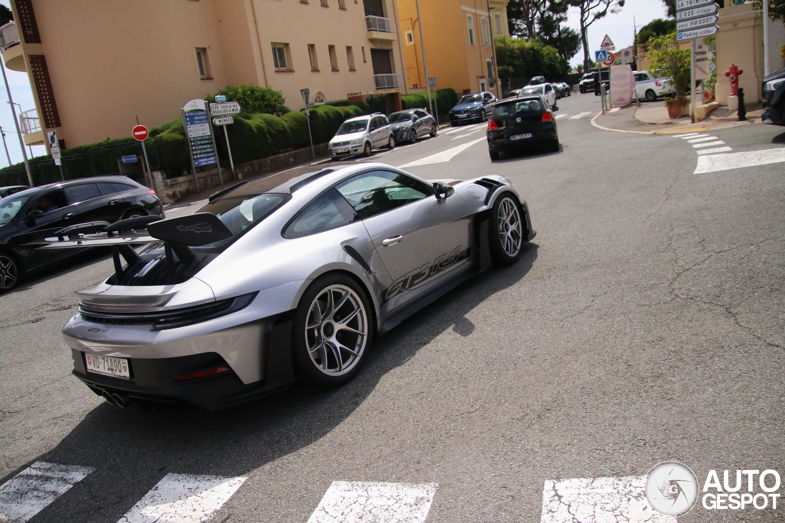 Porsche 992 GT3 RS MkI Weissach Package