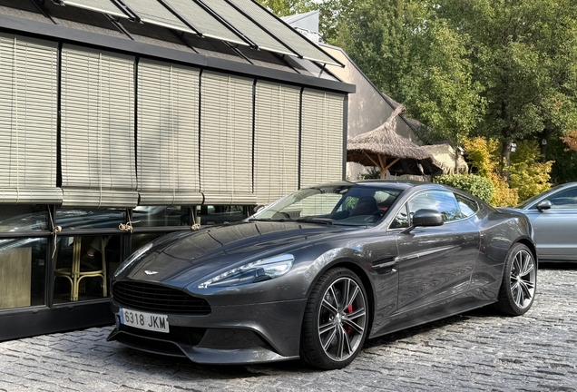 Aston Martin Vanquish 2013
