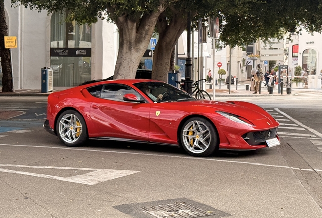Ferrari 812 Superfast