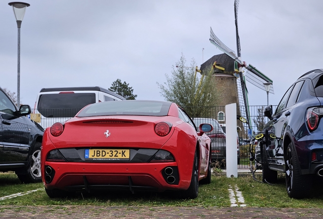 Ferrari California