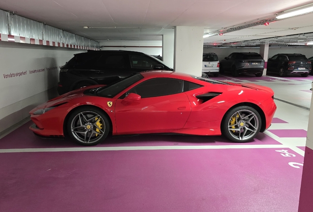 Ferrari F8 Tributo