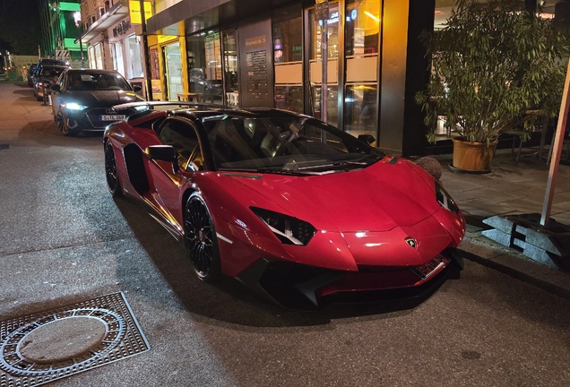 Lamborghini Aventador LP750-4 SuperVeloce Roadster