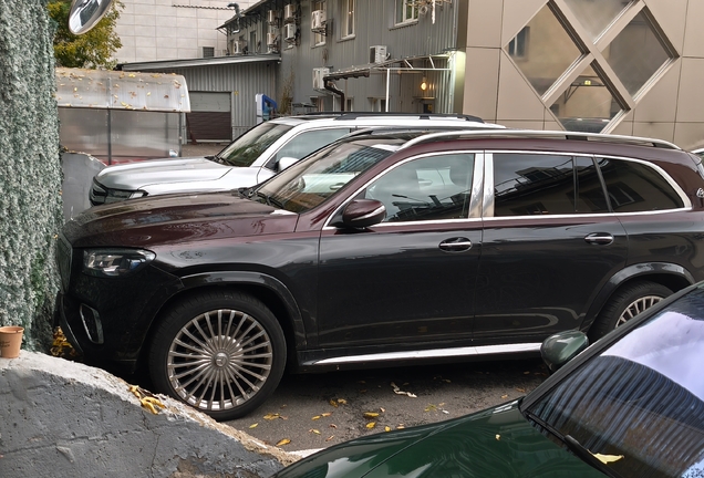 Mercedes-Maybach GLS 600 2024