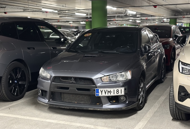 Mitsubishi Lancer Evolution X