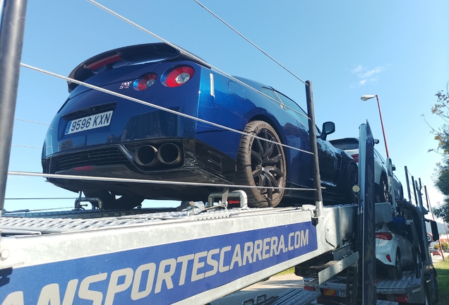 Nissan GT-R