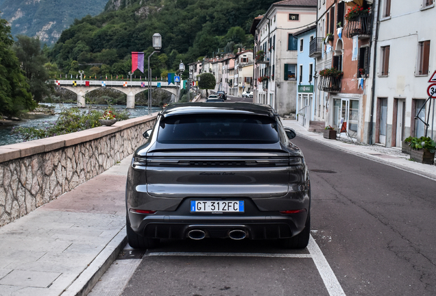 Porsche Cayenne Coupé Turbo E-Hybrid