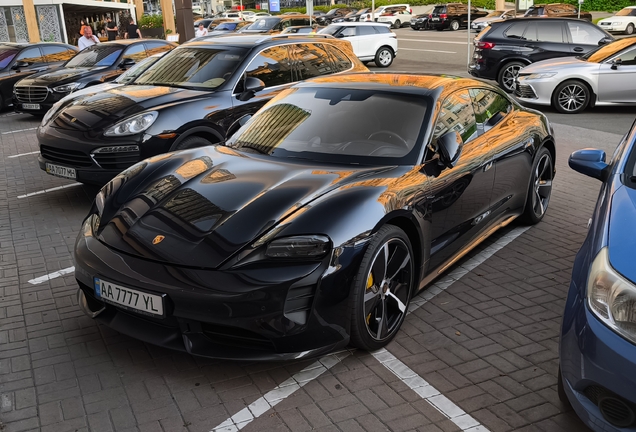 Porsche Taycan Turbo S MkI