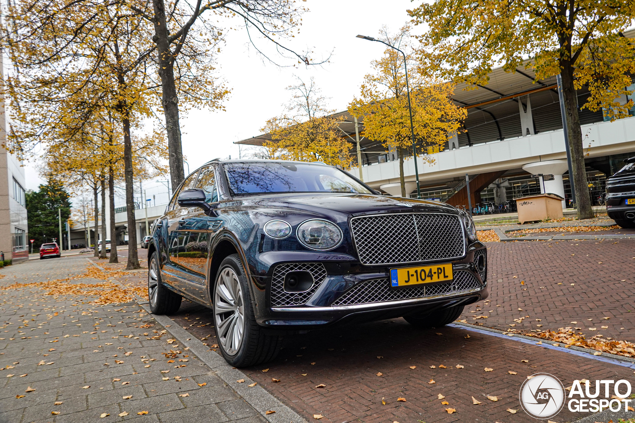 Bentley Bentayga V8 2021 First Edition