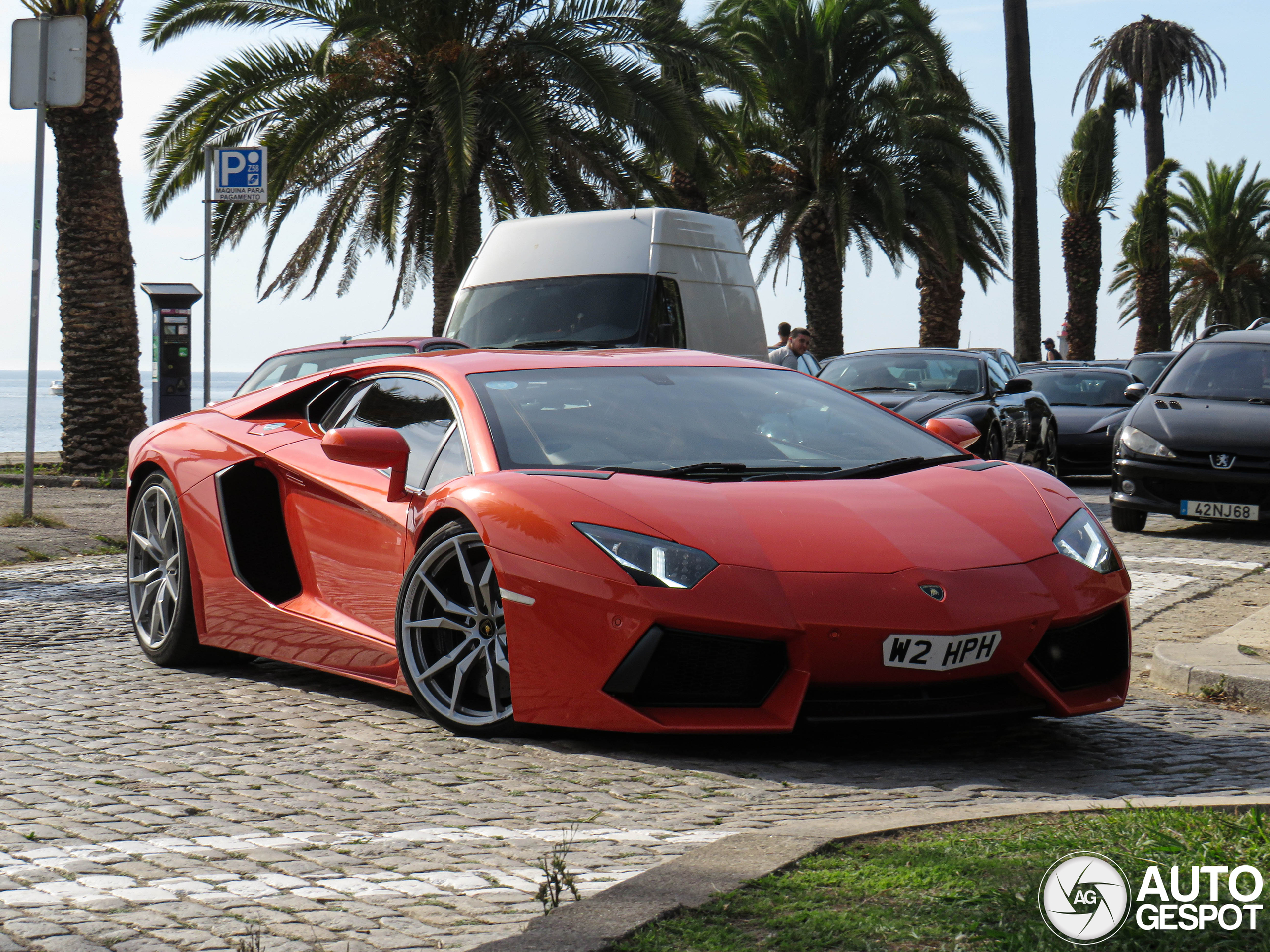 Lamborghini Aventador LP700-4