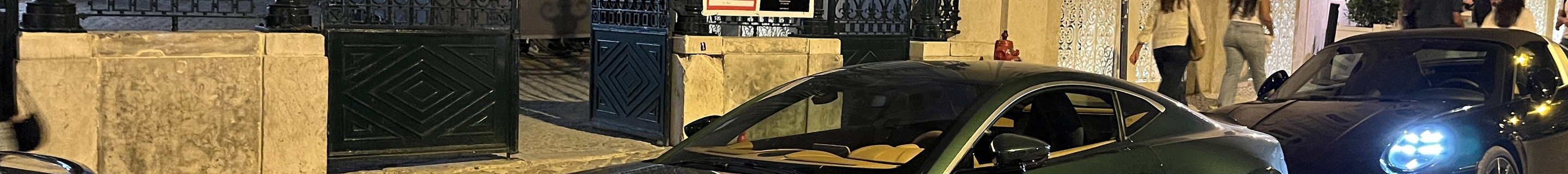 Aston Martin V8 Vantage 2018