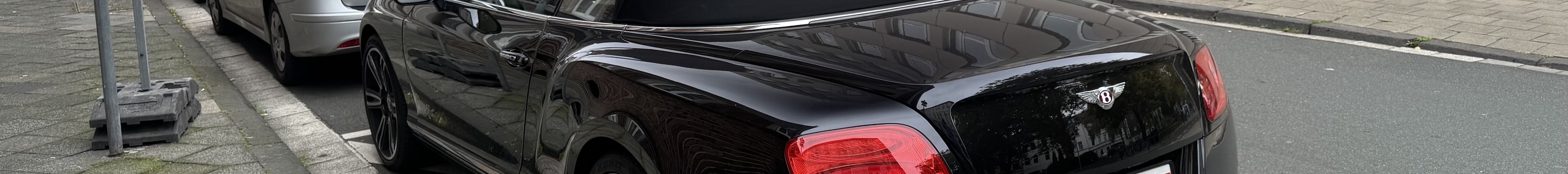 Bentley Continental GTC V8