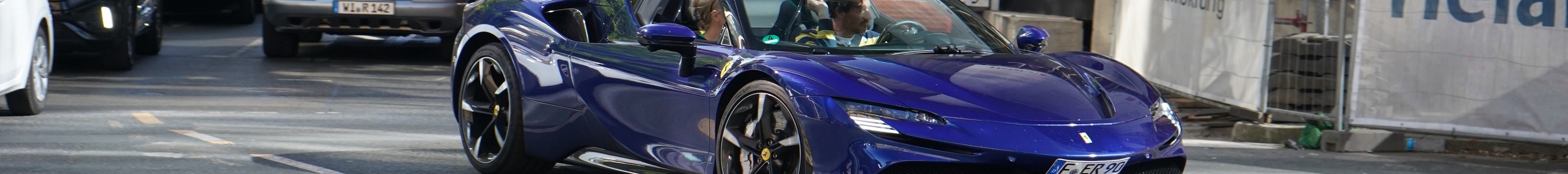 Ferrari SF90 Spider