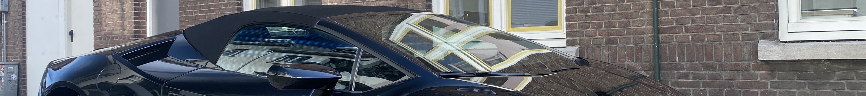 Lamborghini Huracán LP640-4 EVO Spyder