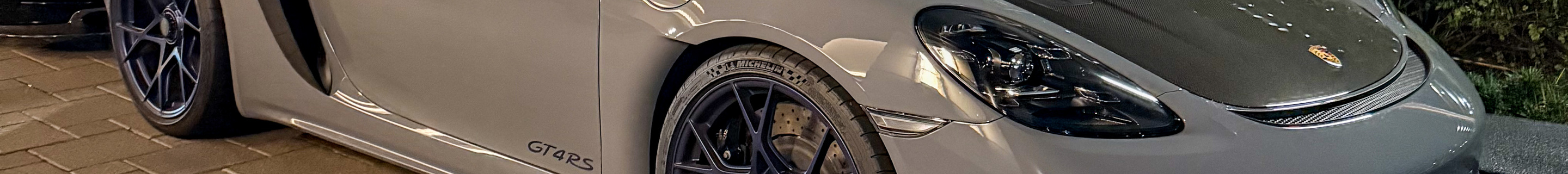 Porsche 718 Cayman GT4 RS Weissach Package