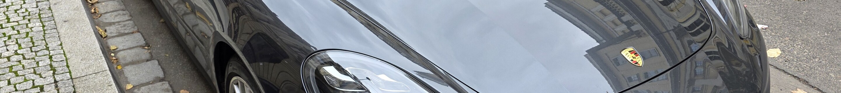 Porsche 971 Panamera Turbo MkI