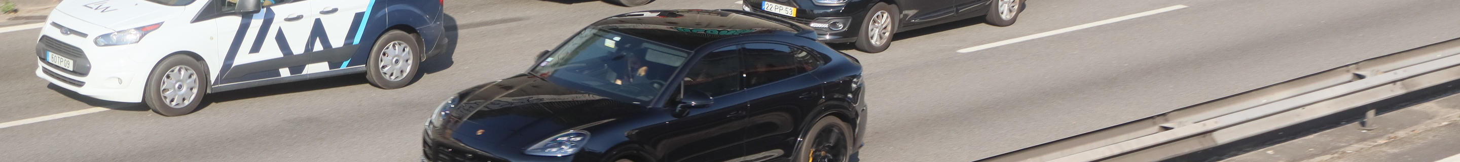 Porsche Cayenne Coupé Turbo S E-Hybrid