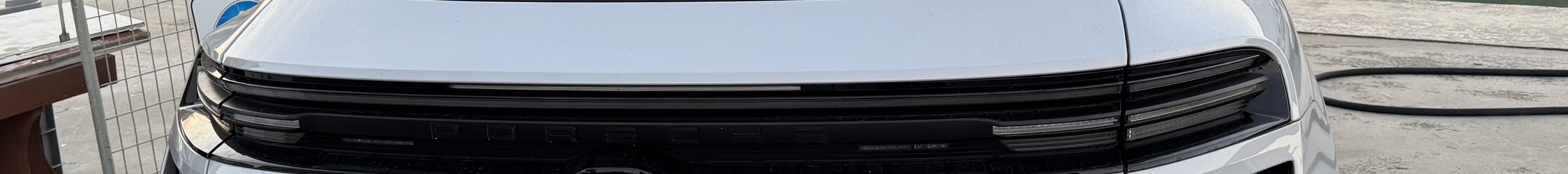 Porsche Macan EV Turbo