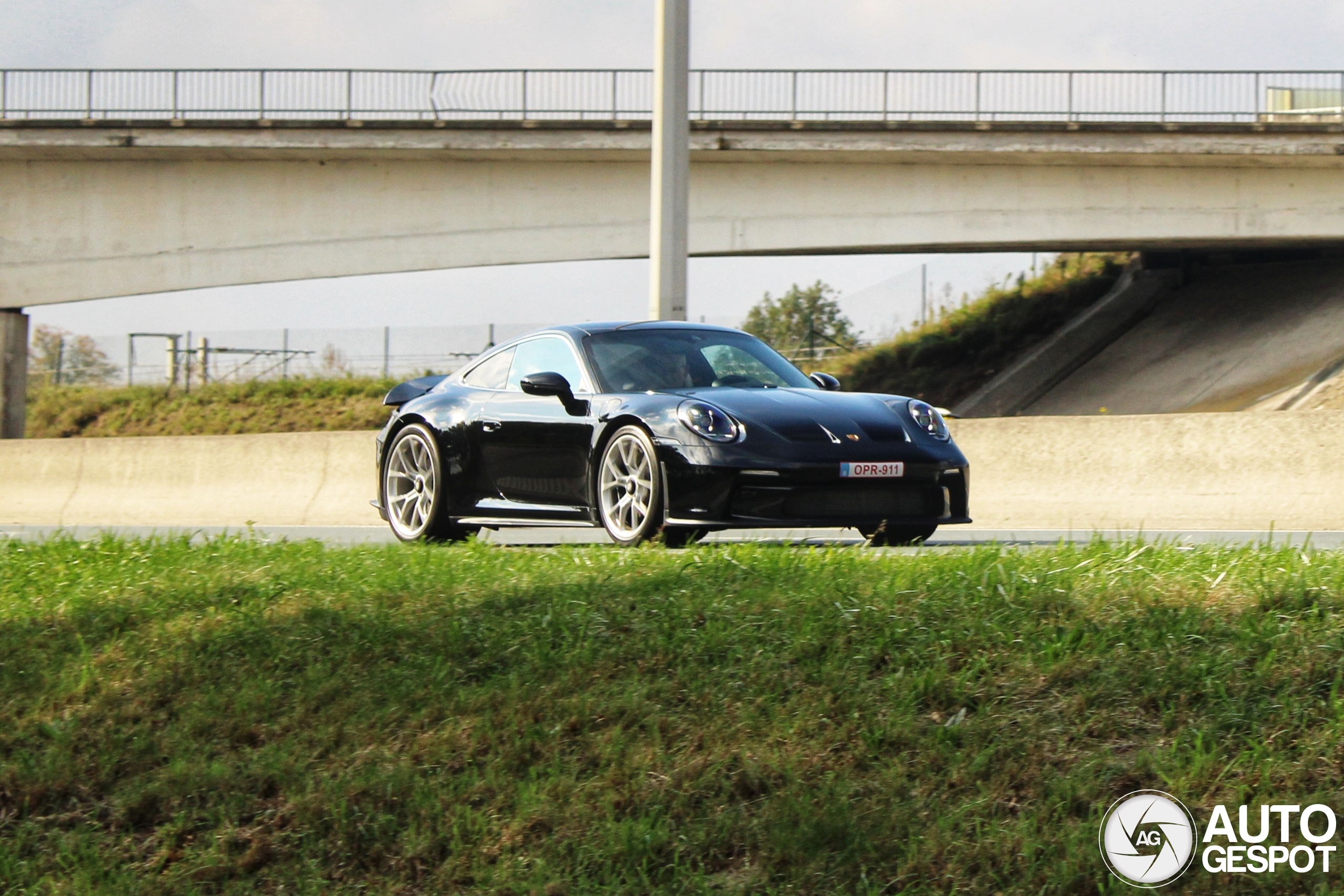 Porsche 992 GT3 Touring MkI