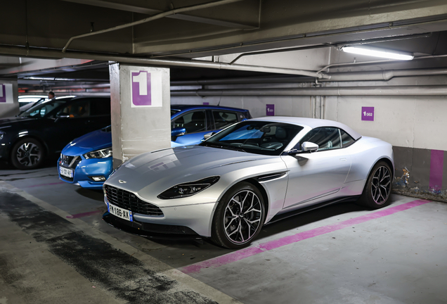 Aston Martin DB11 V8 Volante