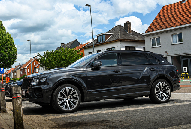 Bentley Bentayga Azure EWB First Edition