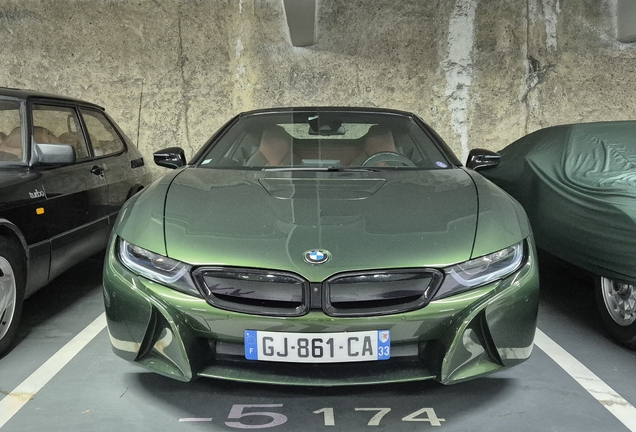 BMW i8 Roadster