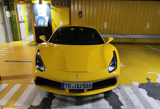Ferrari 488 Spider