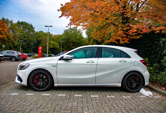 Mercedes-Benz A 45 AMG