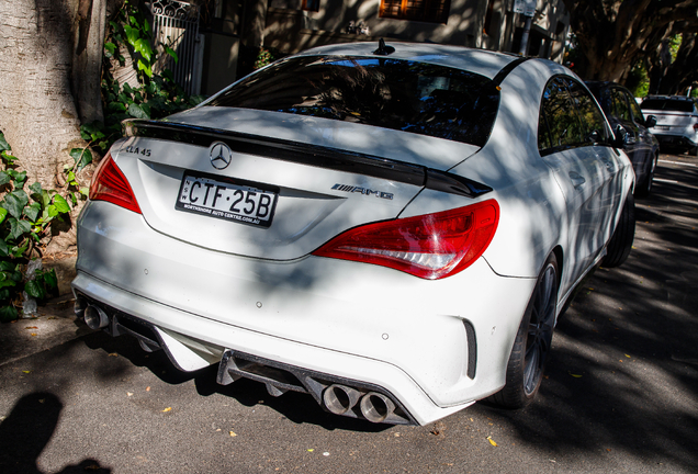 Mercedes-Benz CLA 45 AMG C117