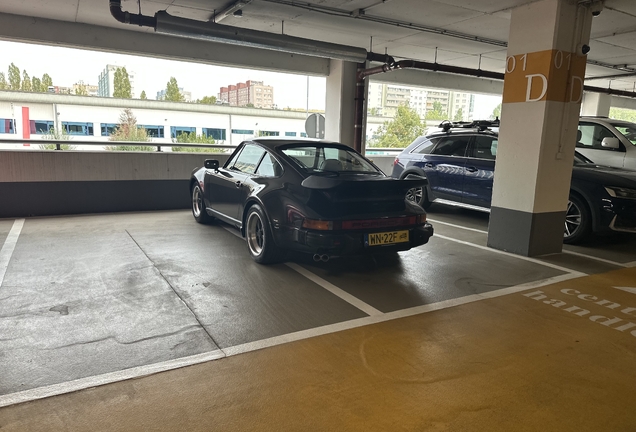 Porsche 930 Turbo