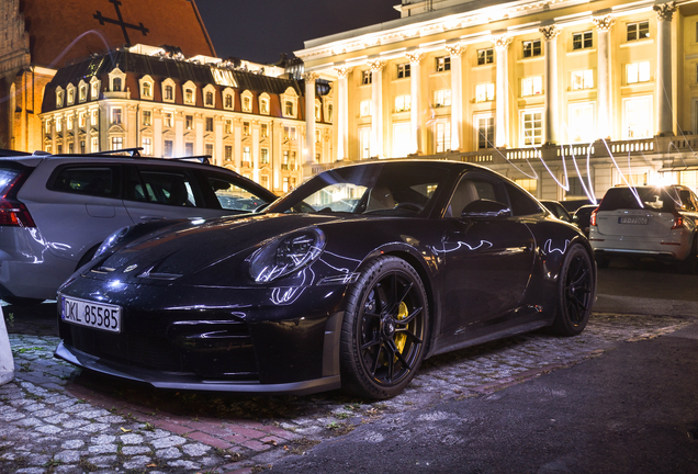 Porsche 992 GT3 Touring MkII