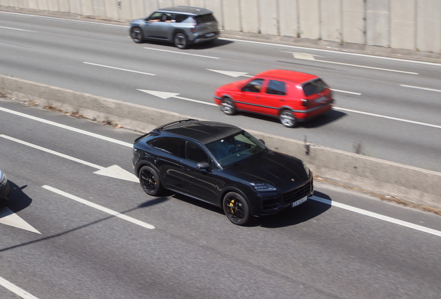 Porsche Cayenne Coupé Turbo E-Hybrid