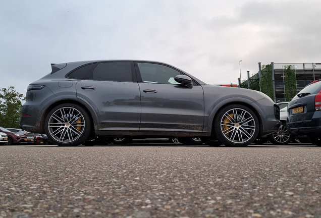 Porsche Cayenne Turbo S E-Hybrid