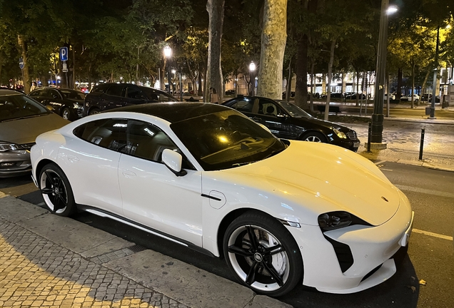 Porsche Taycan Turbo MkI