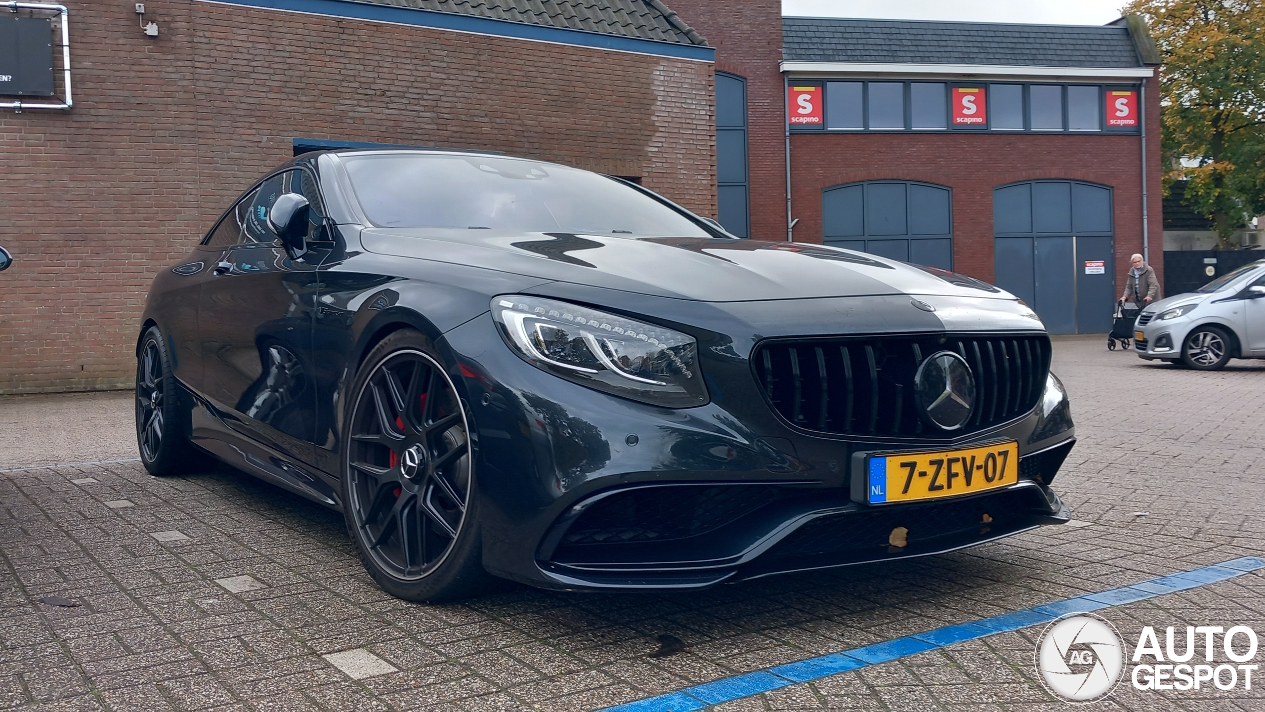 Mercedes-Benz S 63 AMG Coupé C217