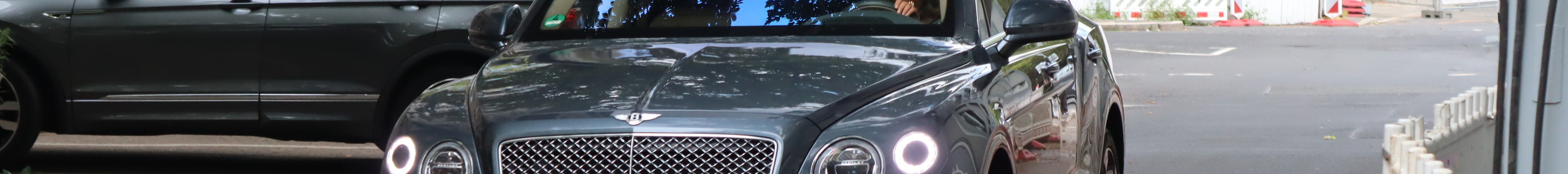 Bentley Bentayga First Edition