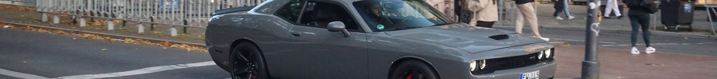 Dodge Challenger SRT Hellcat