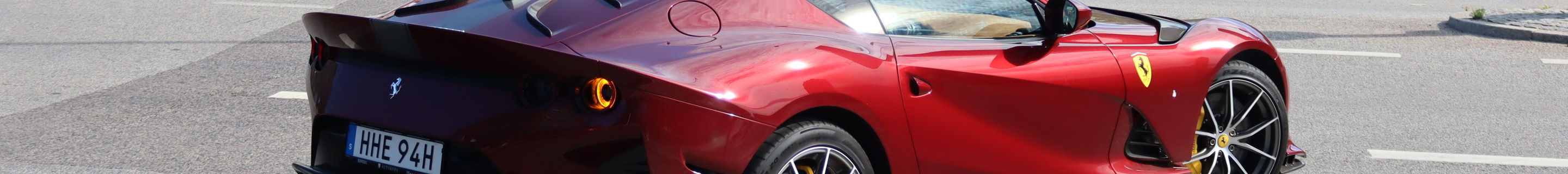 Ferrari 812 Competizione