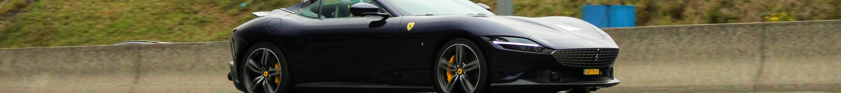 Ferrari Roma Spider