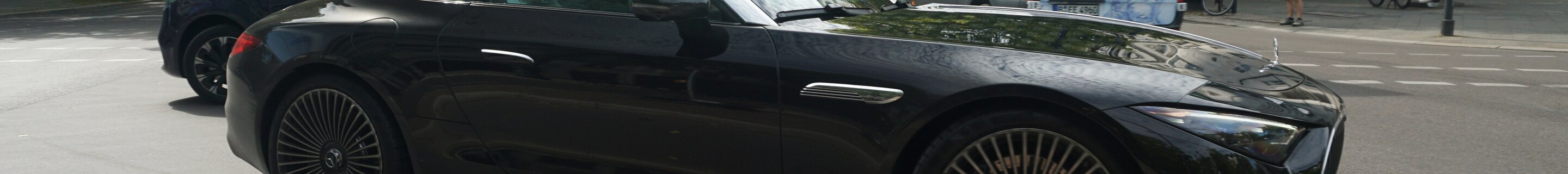 Mercedes-Maybach SL 680 Monogram Series