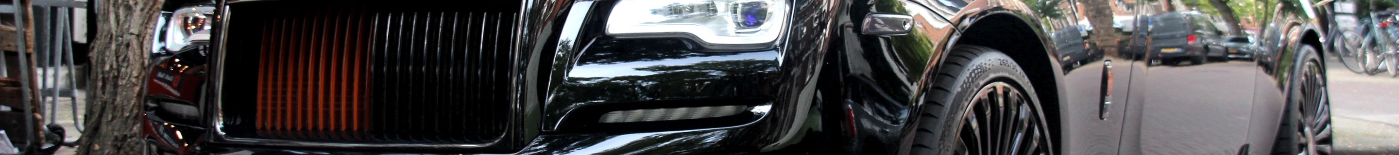 Rolls-Royce Dawn Black Badge Mansory