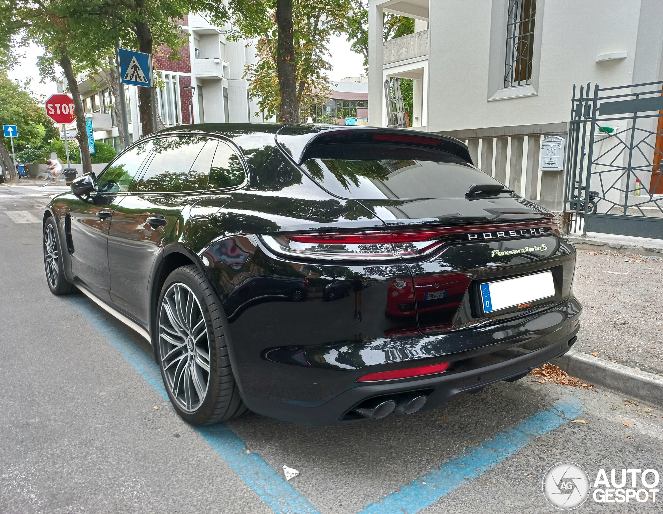 Porsche 971 Panamera Turbo S E-Hybrid Sport Turismo MkII