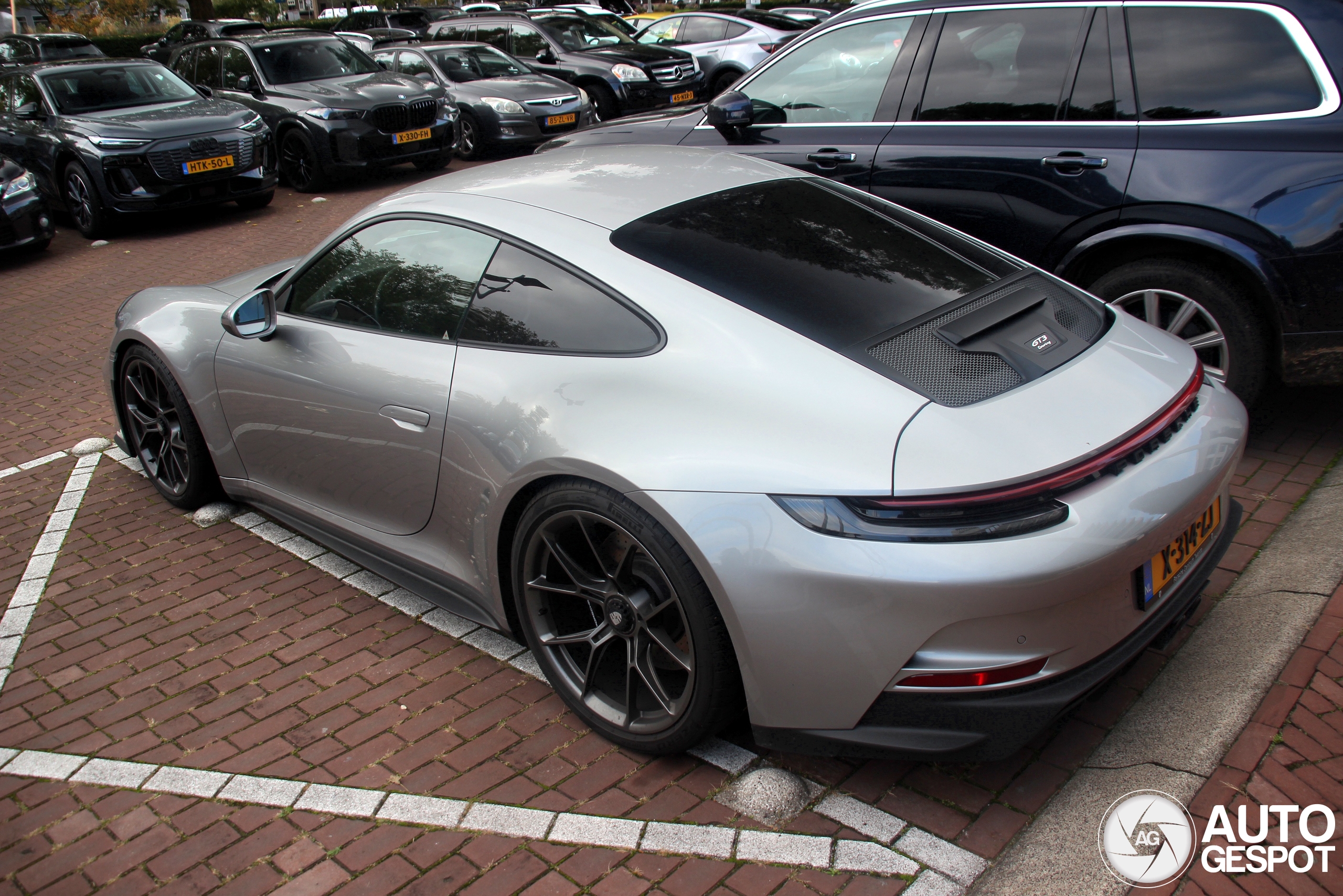 Porsche 992 GT3 Touring MkI