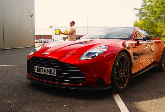 Aston Martin Vanquish 2025