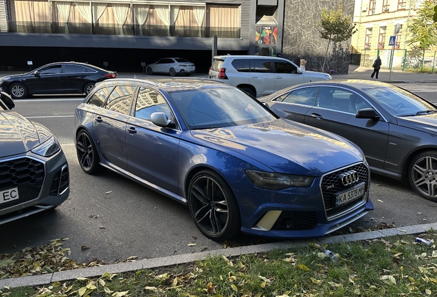 Audi RS6 Avant C7 2015