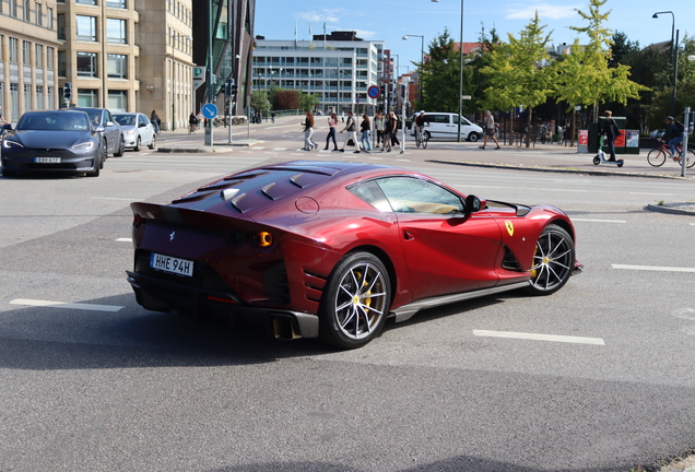 Ferrari 812 Competizione